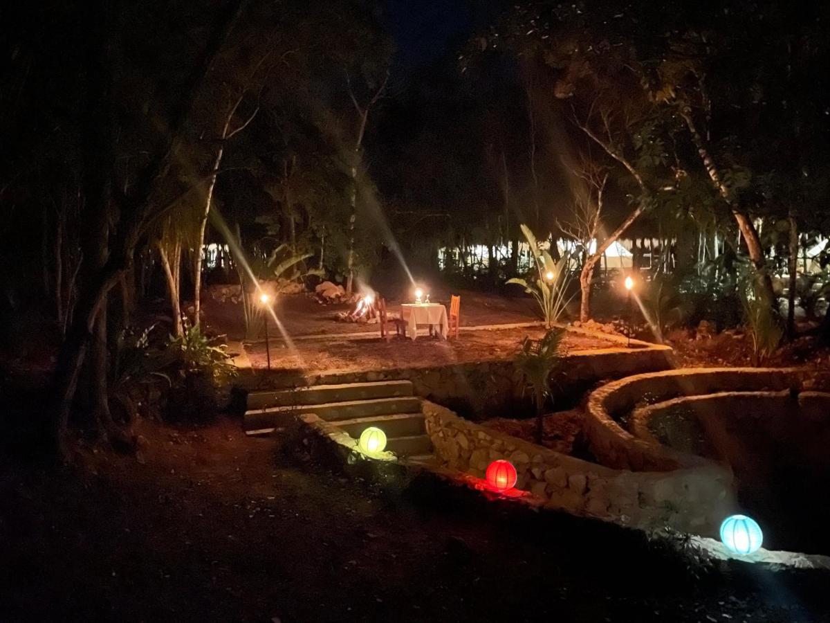 מלון טולום Glamping Bunga Lotus מראה חיצוני תמונה