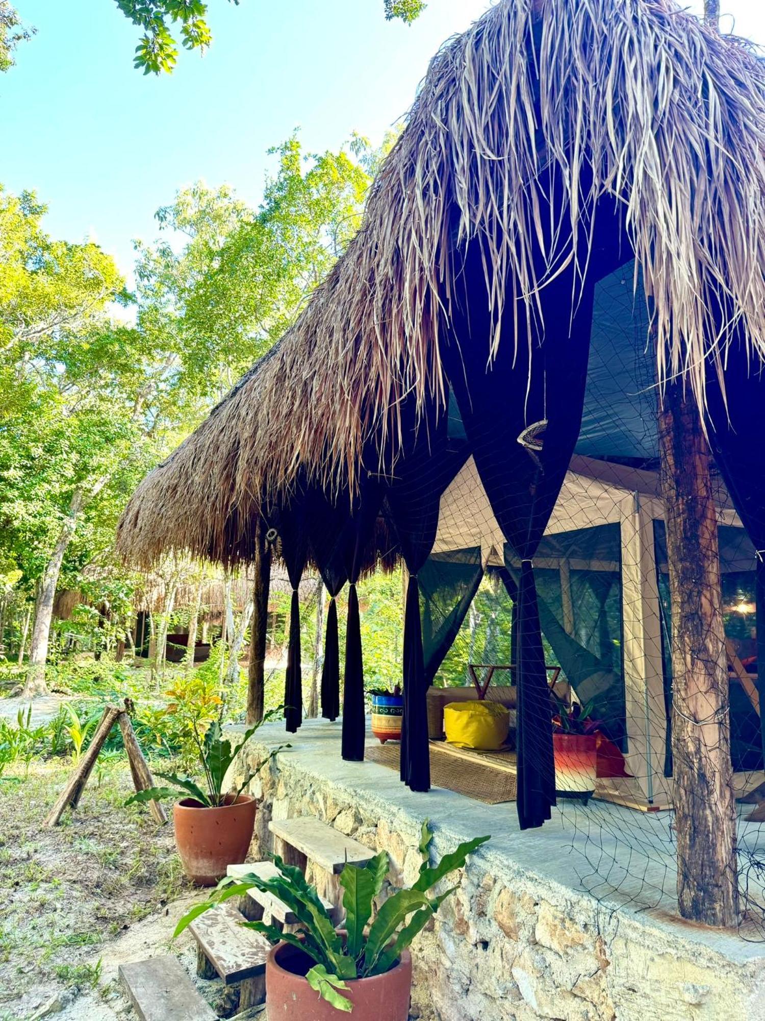 מלון טולום Glamping Bunga Lotus מראה חיצוני תמונה